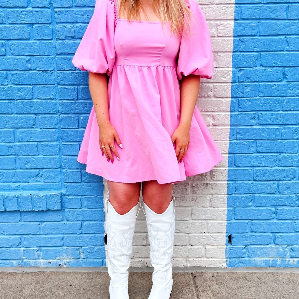 pink dress